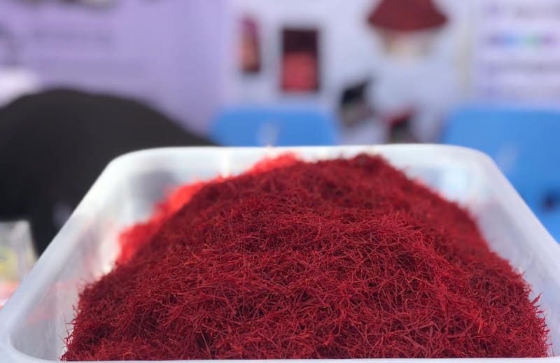 زعفران طبیعی خشک با کلاله های یکدست